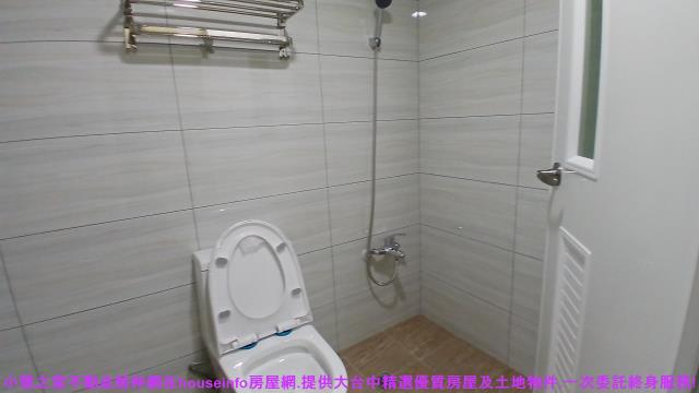 台中西區套房-5