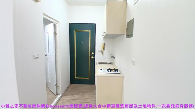 台中西區套房-8