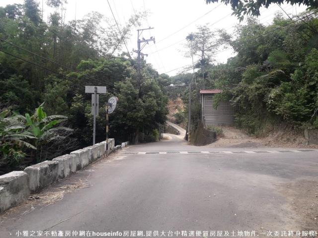 潭子山坡地-7